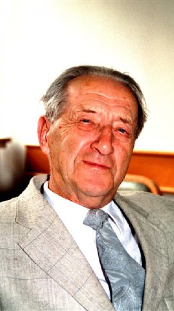Kambič Mirko - je tudi na sliki pri Šestici
